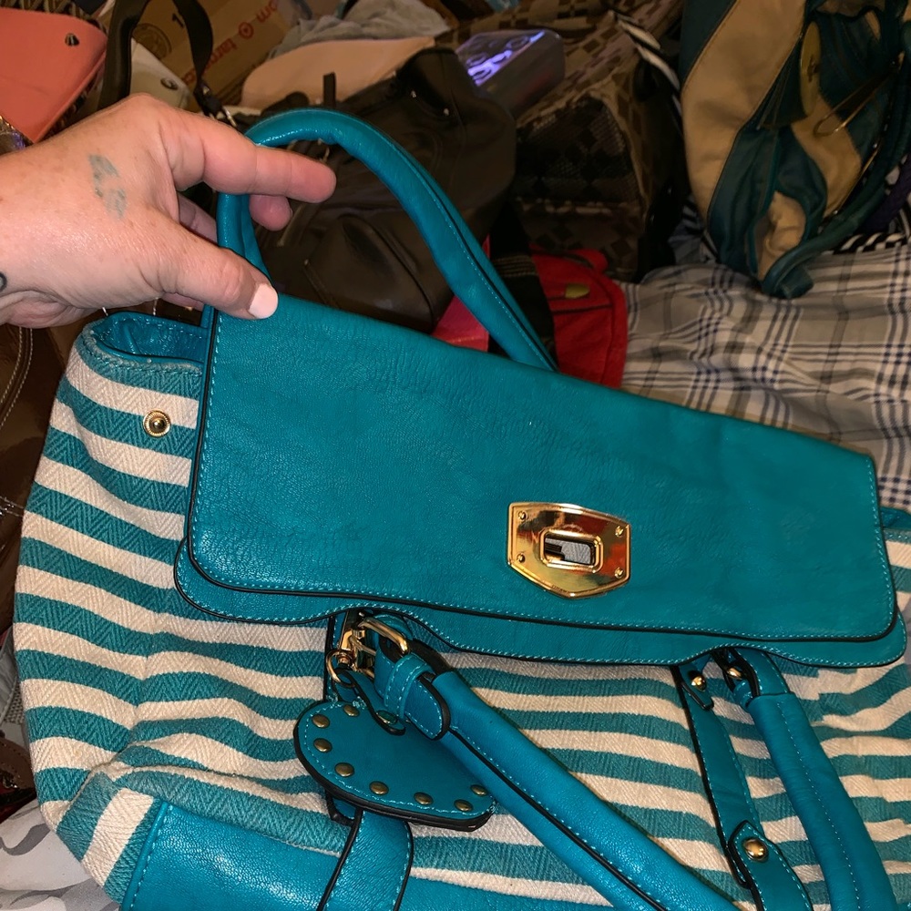Large teal and white handbag used one time